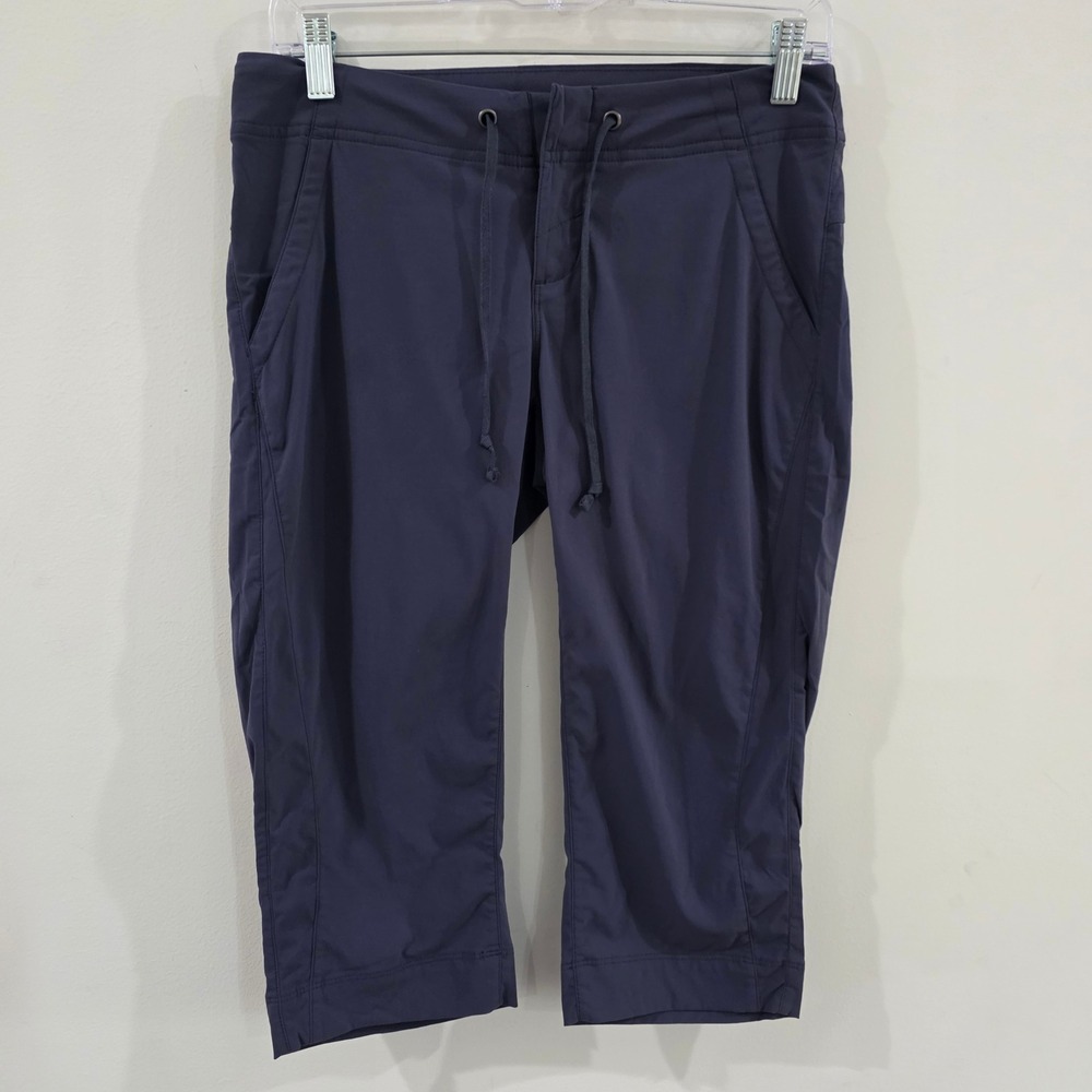 Columbia Womens Omni Shield Capri Hiking Pants Size 4 Navy Blue Nylon Camping